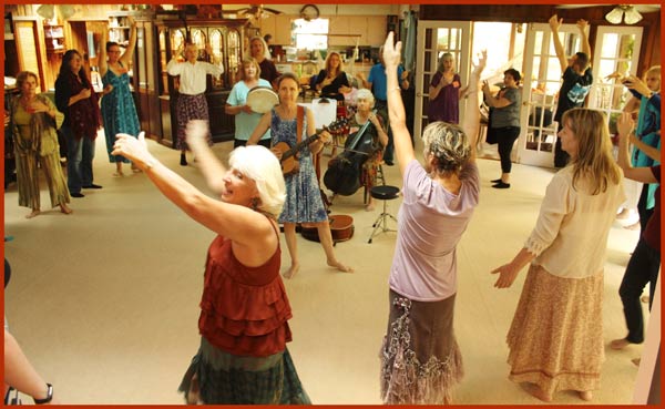 Thanksgiving 2018 at Dancing Peacock Paradise